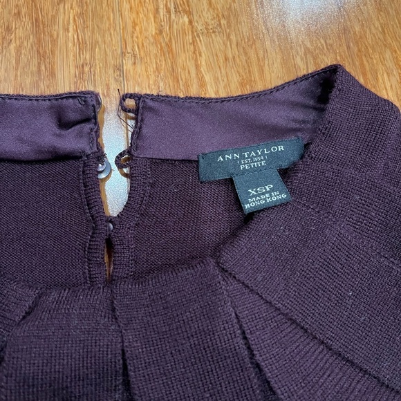 Vintage Ann Taylor Sweater 100% Extra Fine Merino Wool Size XS Petite 3/4 Sleeve - Picture 3 of 5